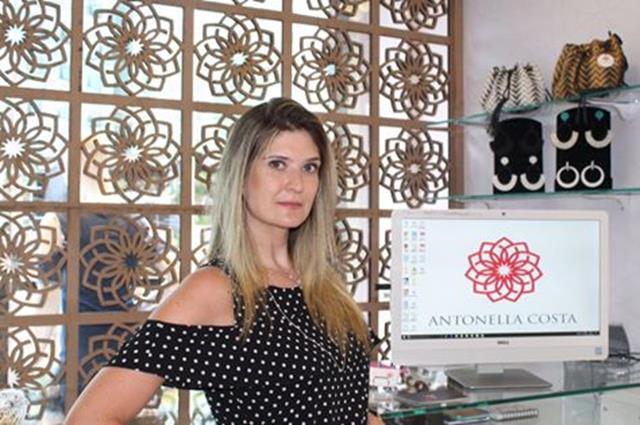 ANTONELLA COSTA - Multimarcas no Vila da Serra - Nova Lima